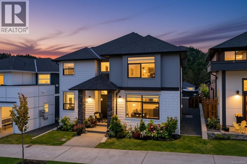 2923 Constellation Ave, Langford