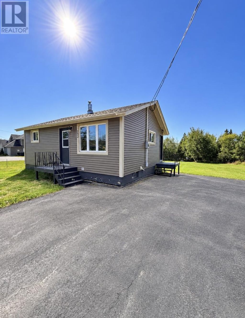 792 Random Island Road, Elliott's Cove