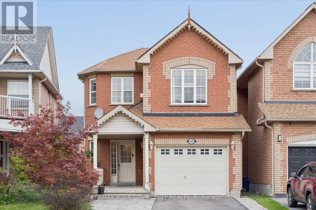 44 Antique Drive, Richmond Hill (oak Ridges Lake Wilcox)