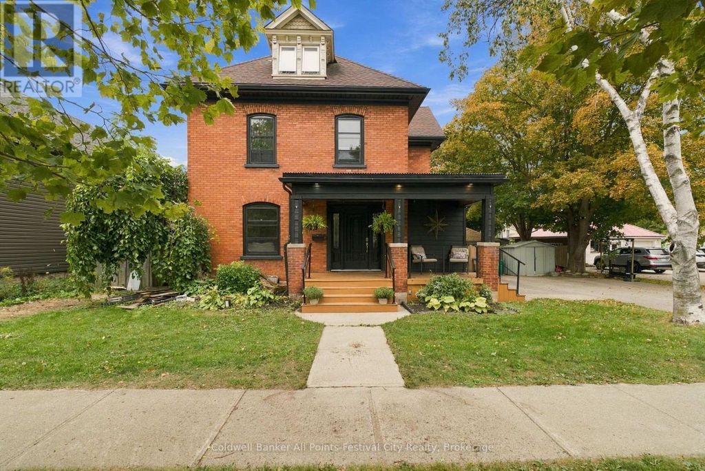 86 Toronto Street, Goderich (goderich (town))