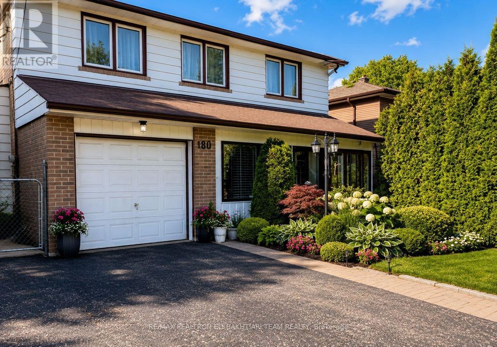 180 Woodsworth Road, Toronto (st. Andrew-Windfields)