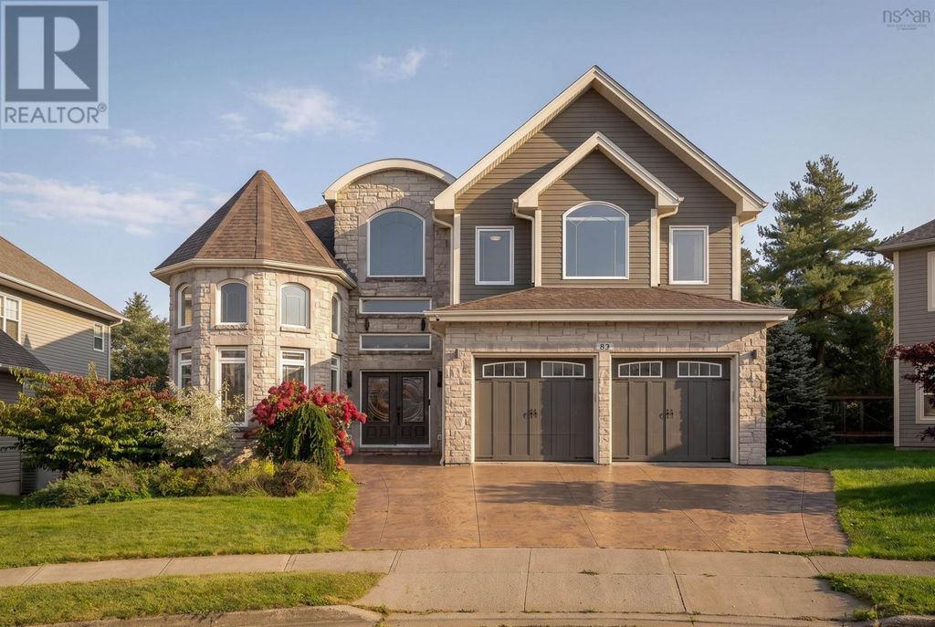 82 Helmsman Court, Halifax