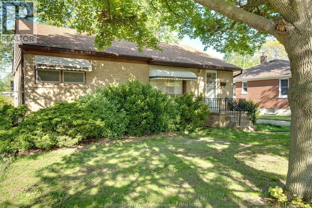 3256 Dominion Boulevard, Windsor