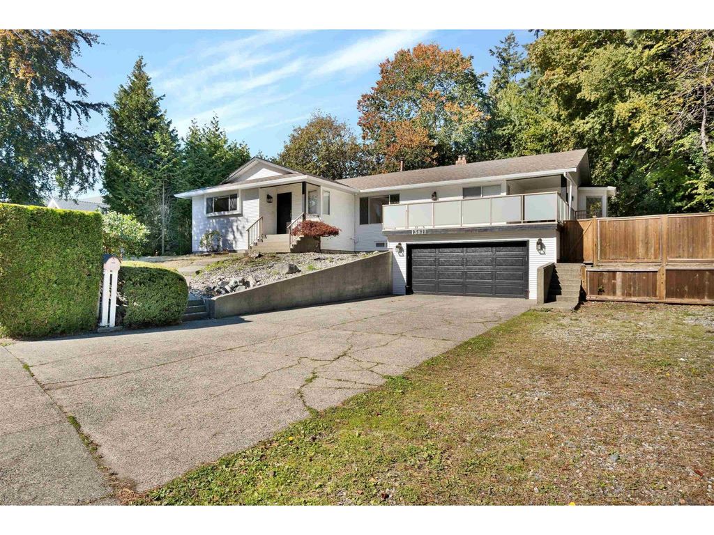 13811 17 Avenue, Surrey