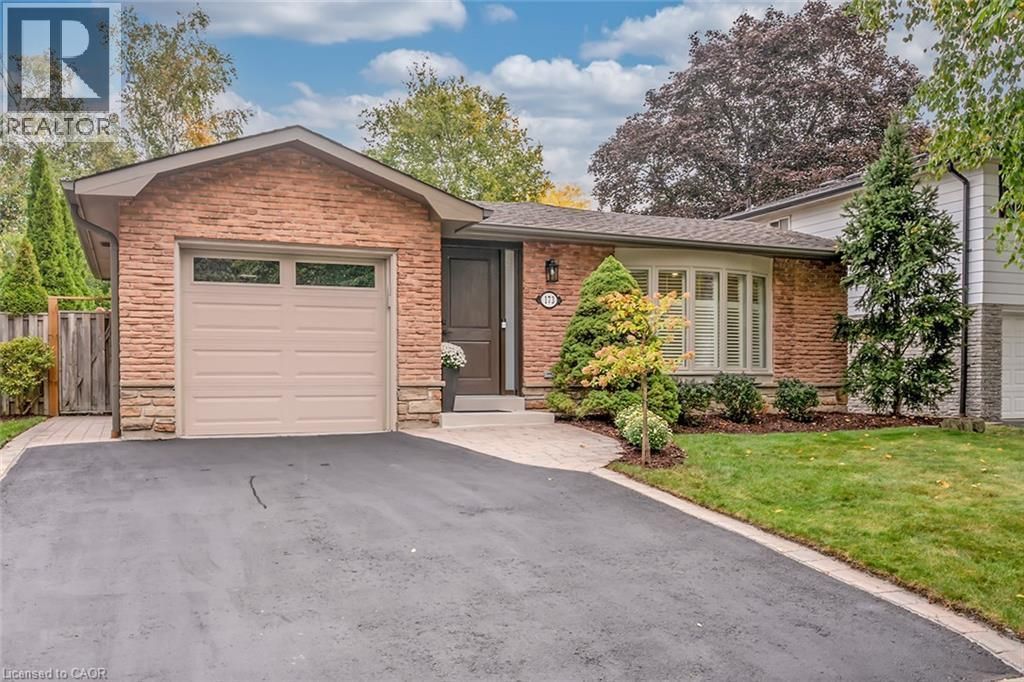 173 Arichat Road, Oakville