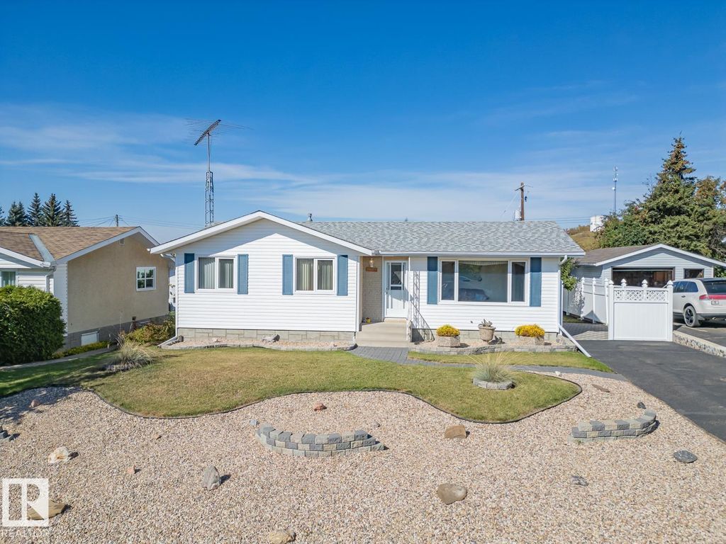 5320 54 St, Bashaw
