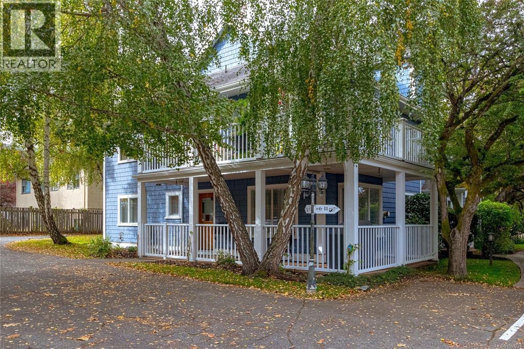 1 649 Admirals Rd, Esquimalt