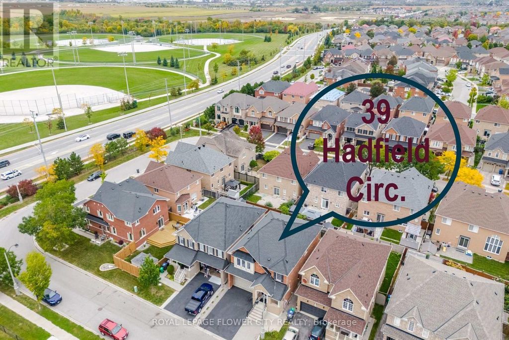 39 Hadfield Circle, Brampton (sandringham-Wellington)