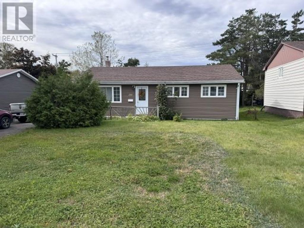233 Elizabeth Drive, Gander