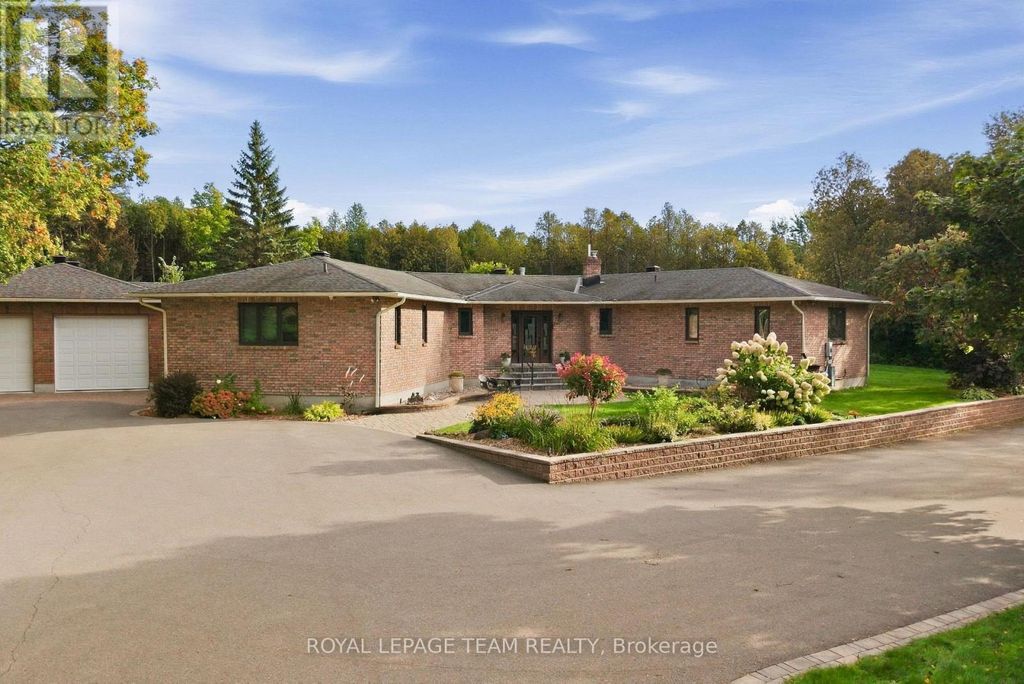 6100 Gough Road, Ottawa