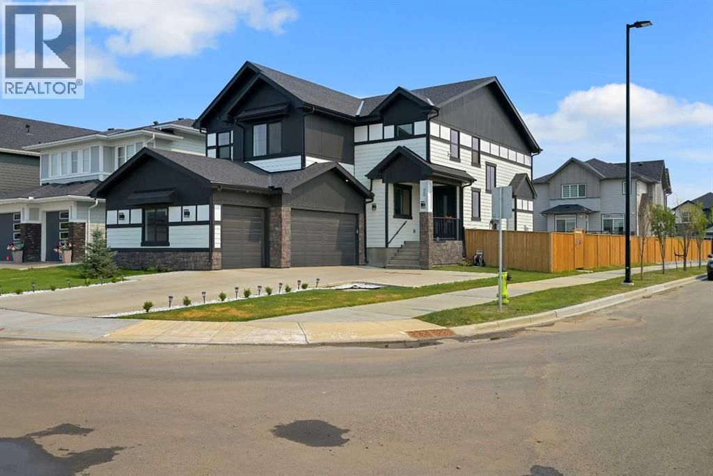 70 South Shore Bay, Chestermere