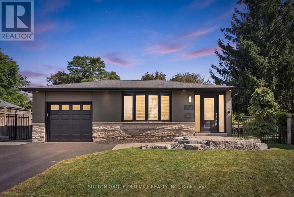 1233 Michael Crescent, Cambridge