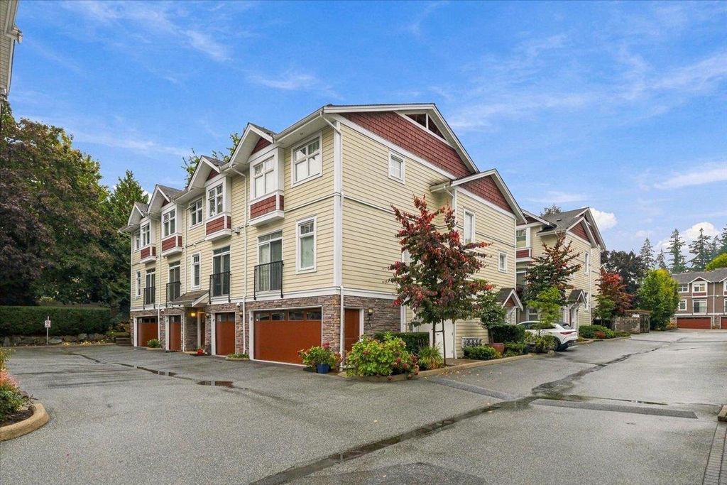 6 2689 Parkway Drive, Surrey