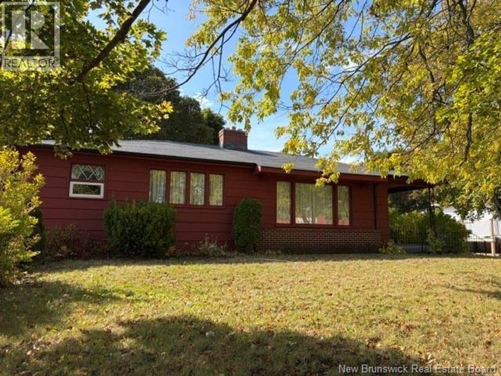 1285 St Peter Avenue, Bathurst