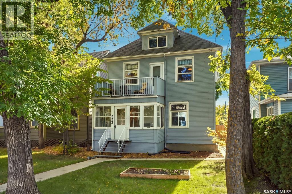 332 10th Street E, Saskatoon