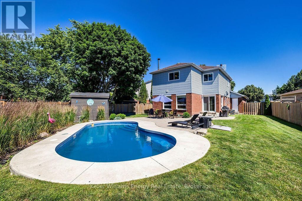 329 Challenger Court, Clarington (newcastle)