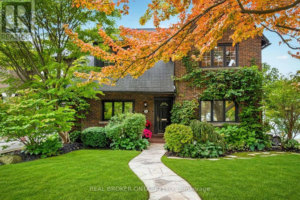 69 Chaplin Crescent, Toronto (yonge-Eglinton)