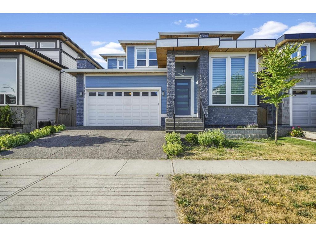 1699* 18 Avenue, Surrey