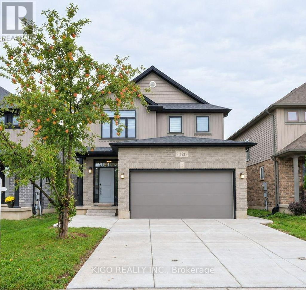 1121 Medway Park Drive, London North (north S)