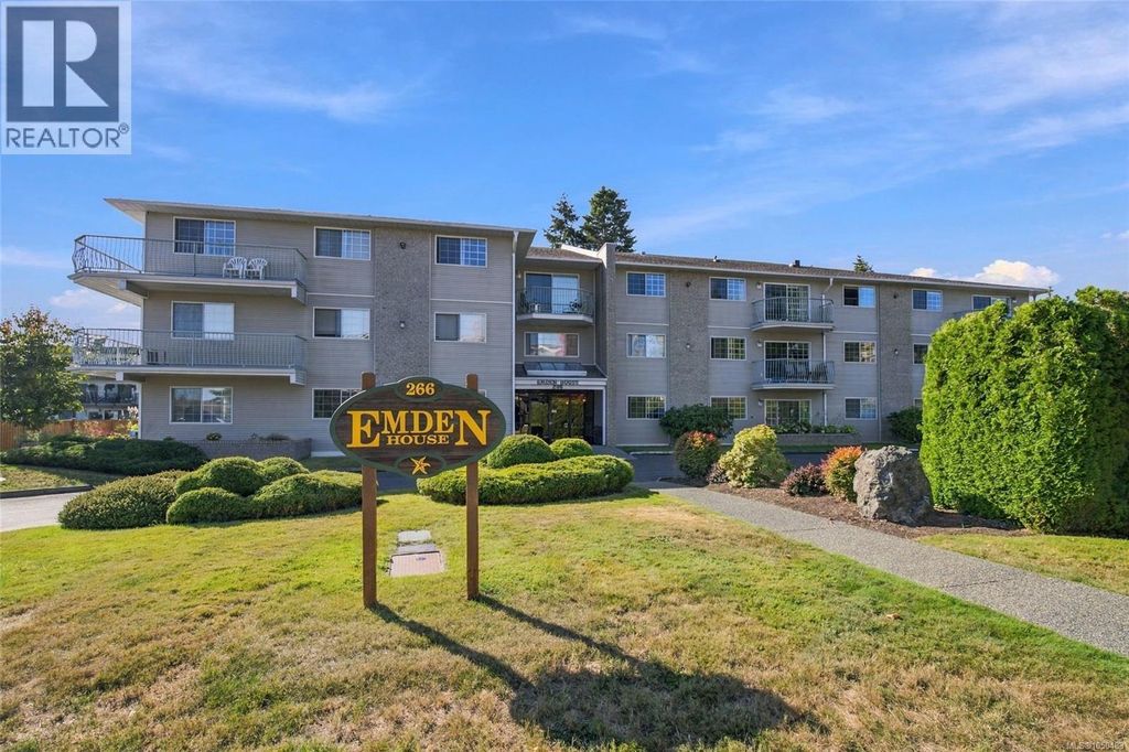304 266 Hirst Ave, Parksville