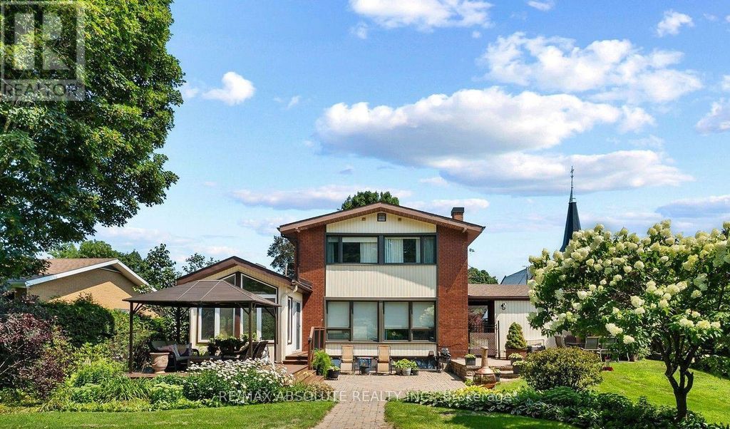 290 Harrington Street, Arnprior