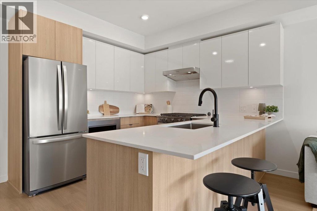 207 2277 Hawthorne Avenue, Port Coquitlam