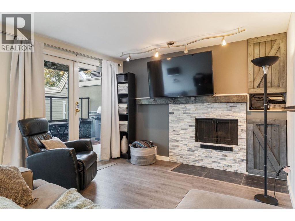 204 1220 W 6th Avenue, Vancouver