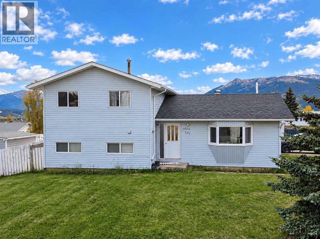 9826 101 Street, Grande Cache