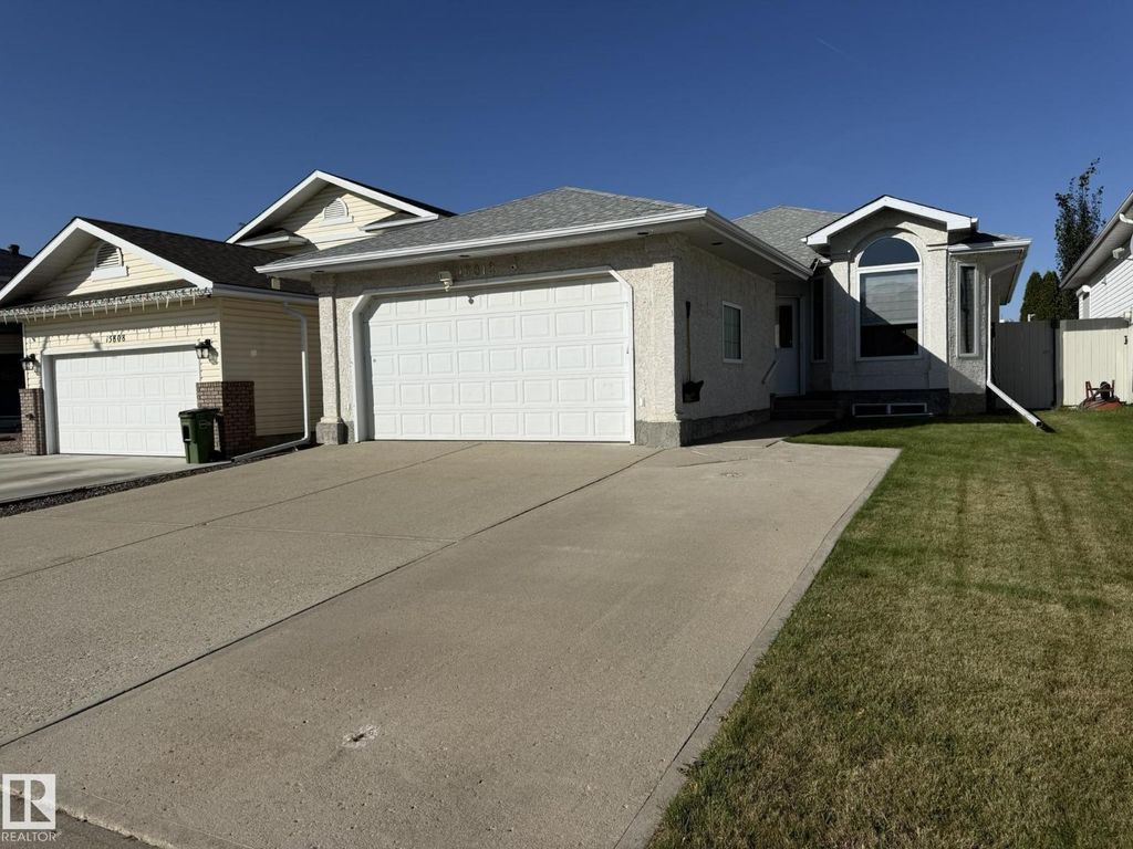 15812 133 St Nw, Edmonton