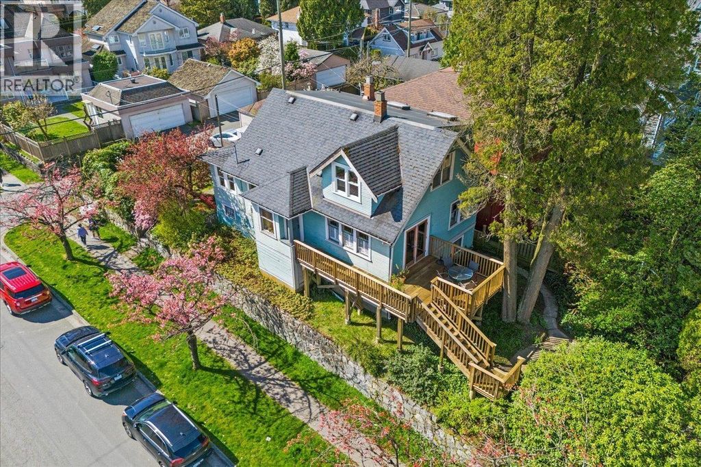 706 W 24th Avenue, Vancouver