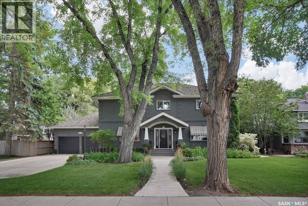 310 Saskatchewan Crescent W, Saskatoon