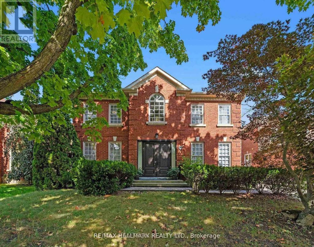 63 Willett Crescent, Richmond Hill (mill Pond)