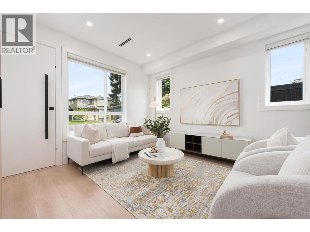 2 6808 Elwell Street, Burnaby