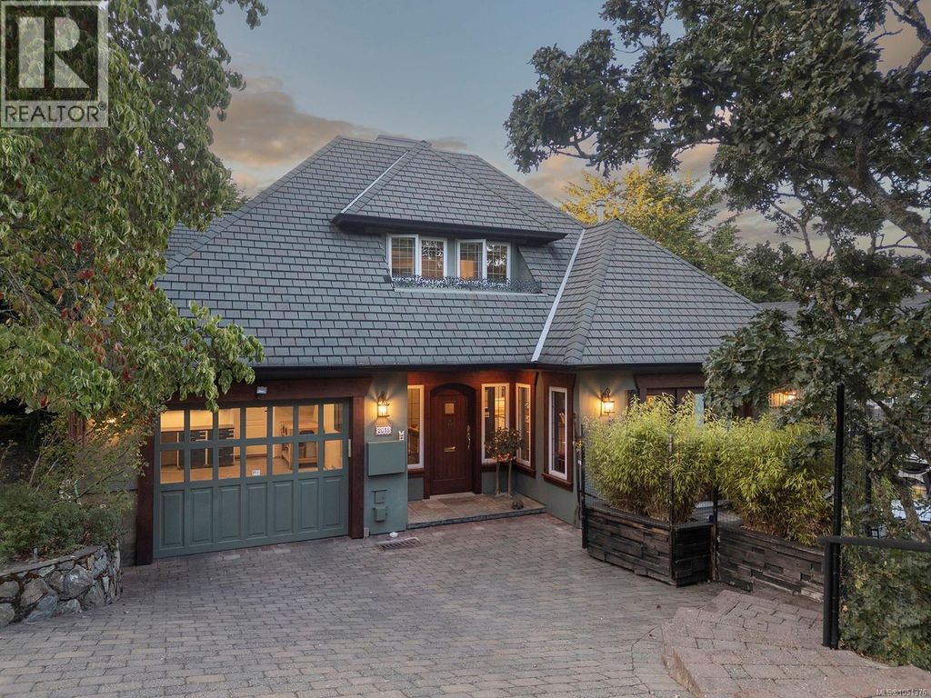 2018 Romney Rd, Victoria