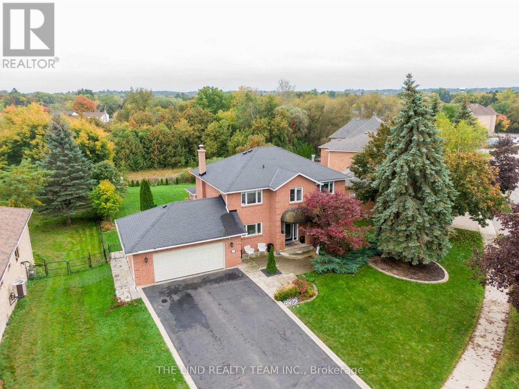 97 Thompson Drive, East Gwillimbury (holland Landing)