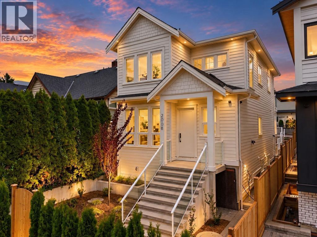 2008 Westview Drive, North Vancouver