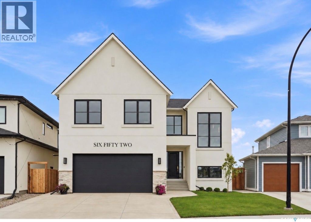 652 Pepper Bend, Saskatoon