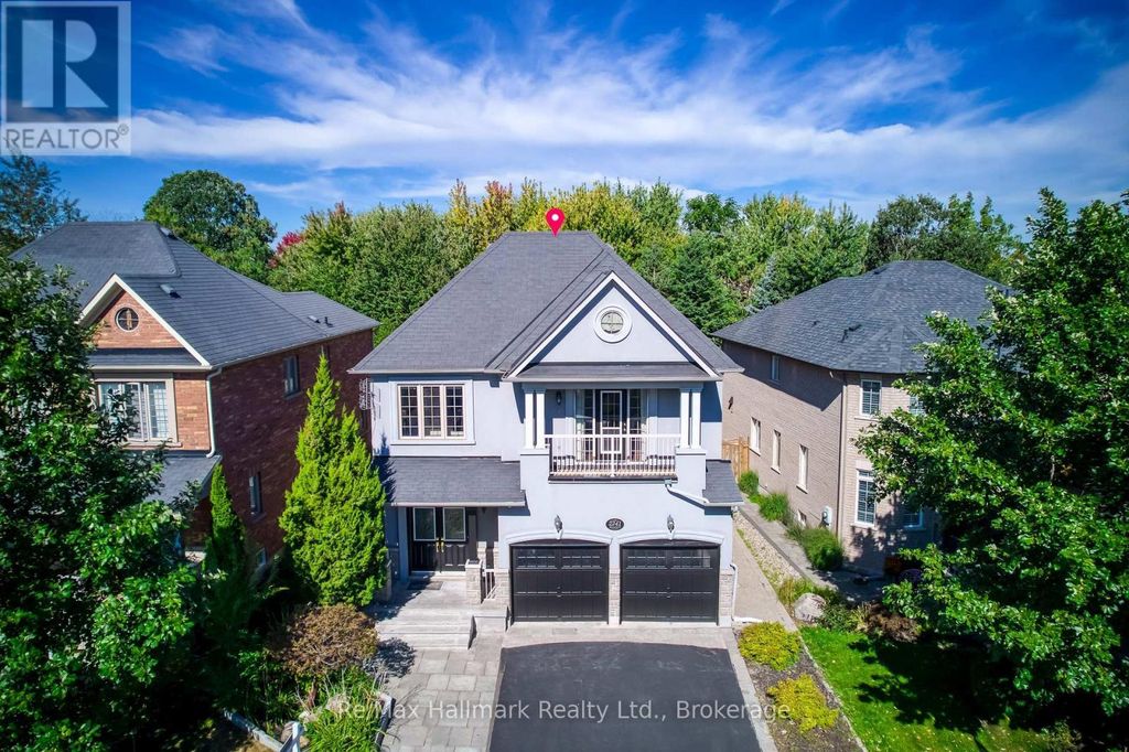 2241 Adirondak Trail, Oakville (wm Westmount)