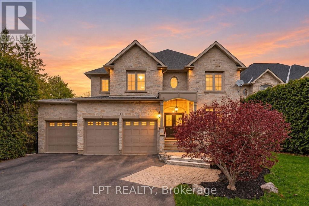 112 Tyler Street, Aurora (aurora Village)