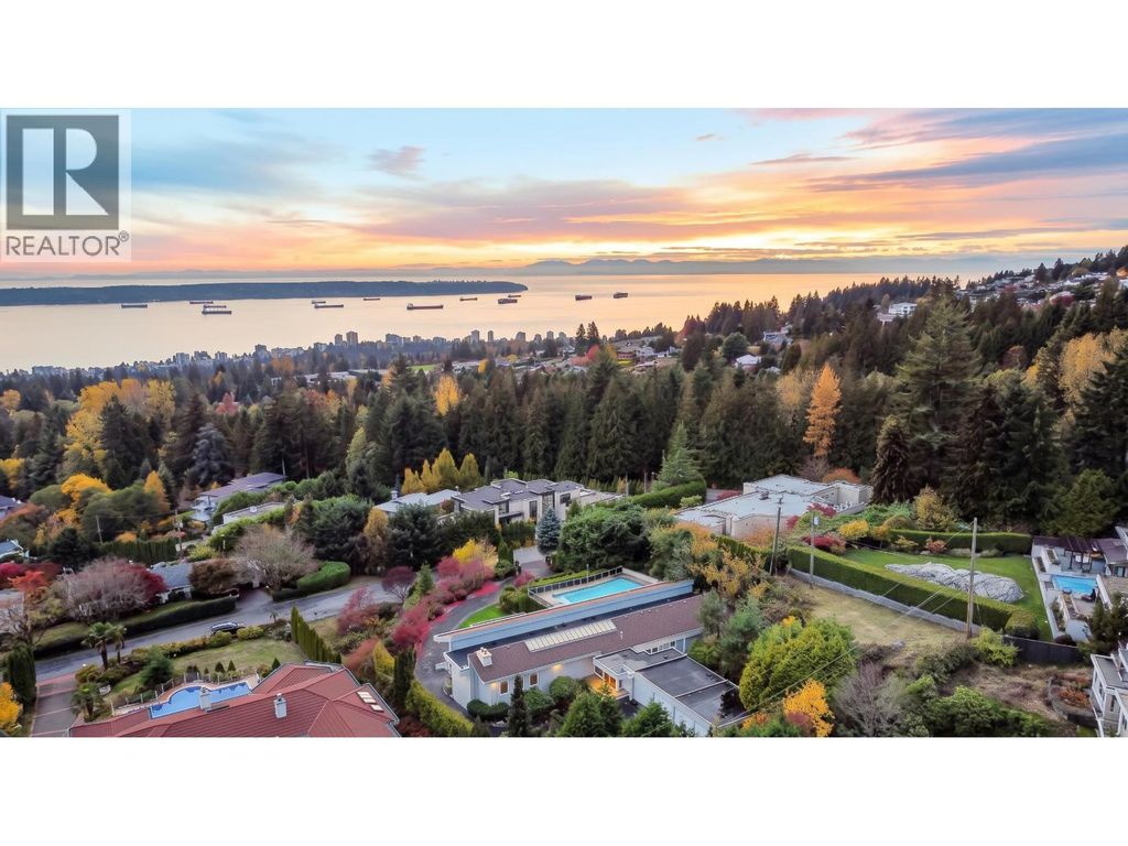 1035 King Georges Way, West Vancouver