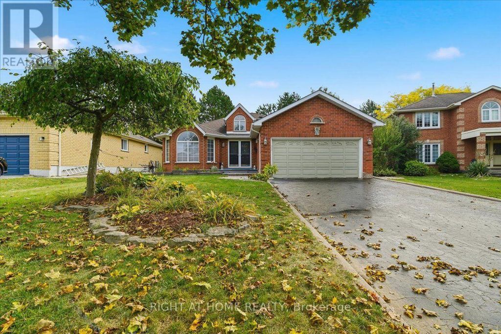 5 St John's Court, Uxbridge