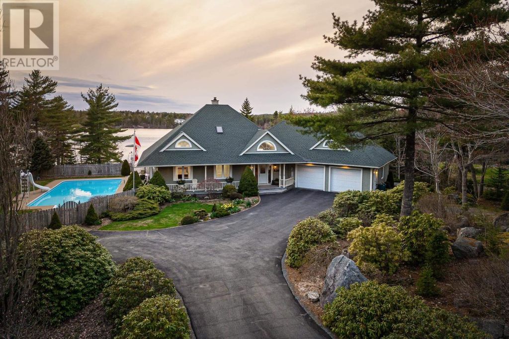 243 Lakeshore Drive, Hammonds Plains