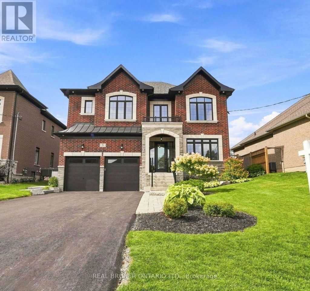 24 Cemetery Road, Uxbridge