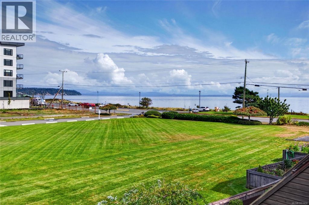 108 2740 Island Hwy S, Campbell River