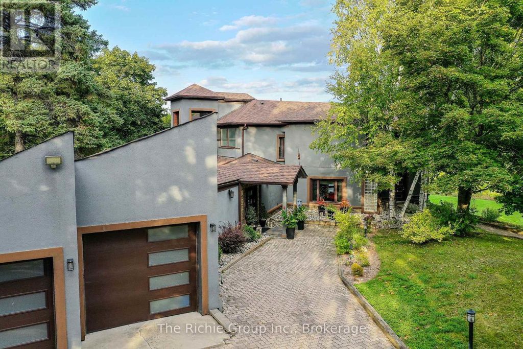 21 Bartley Drive, Caledon