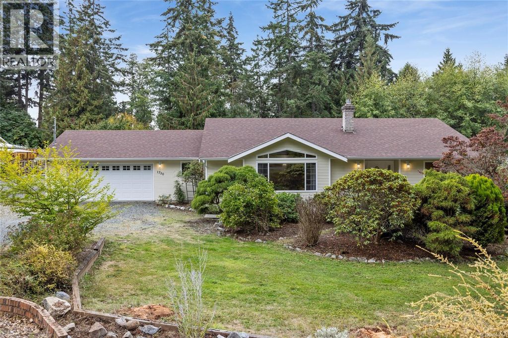 1730 Sangster Cres, Nanoose Bay