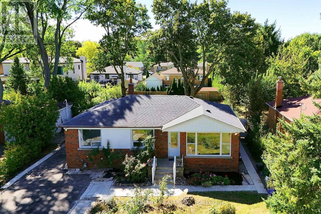 236 Southview Road, Oakville (wo West)