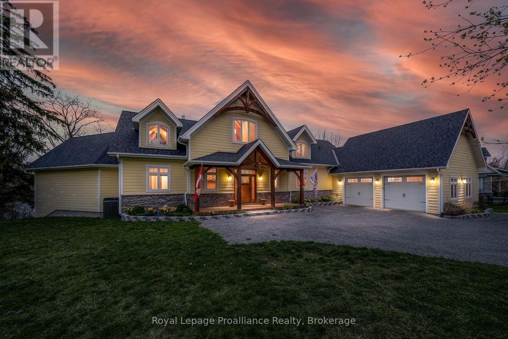 12698 Loyalist Parkway, Prince Edward County (picton Ward)