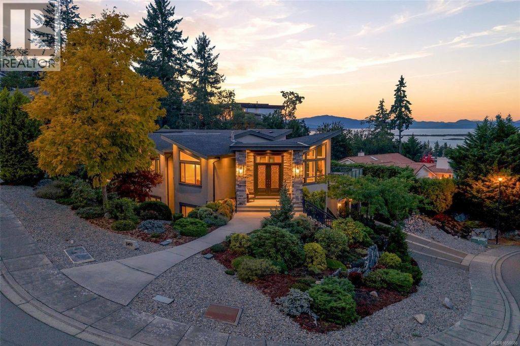 3495 Simmons Pl, Nanoose Bay