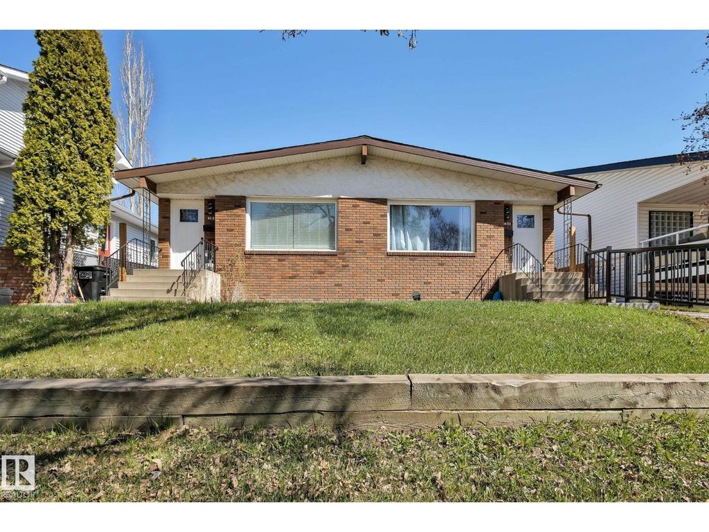 8823-8825 95 St Nw, Edmonton